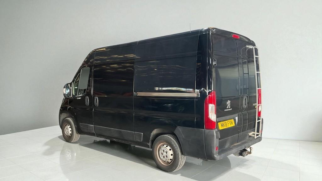 Peugeot Boxer 2.0 BlueHDi 335 Professional Panel Van 5dr Diesel Manual L2 H2 Euro 6 (130 ps)