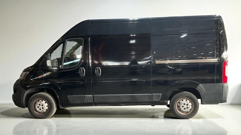 Peugeot Boxer 2.0 BlueHDi 335 Professional Panel Van 5dr Diesel Manual L2 H2 Euro 6 (130 ps)