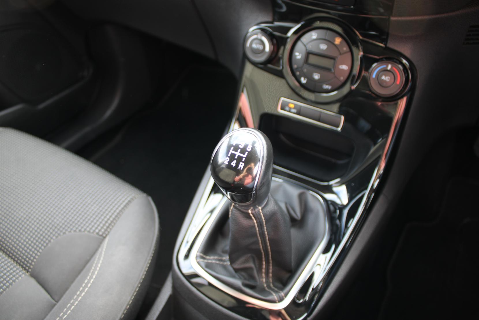 Ford Fiesta 1.0T EcoBoost Titanium Hatchback 5dr Petrol Manual Euro 6 (s/s) (100 ps)