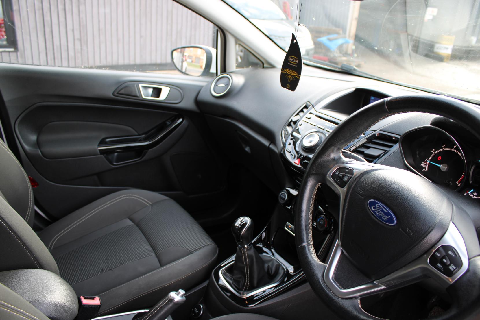 Ford Fiesta 1.0T EcoBoost Titanium Hatchback 5dr Petrol Manual Euro 6 (s/s) (100 ps)