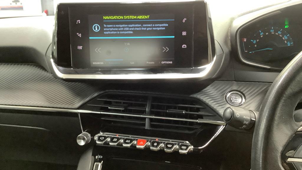 Peugeot E-2008 50kWh Active Premium SUV 5dr Electric Auto (7kW Charger) (136 ps)