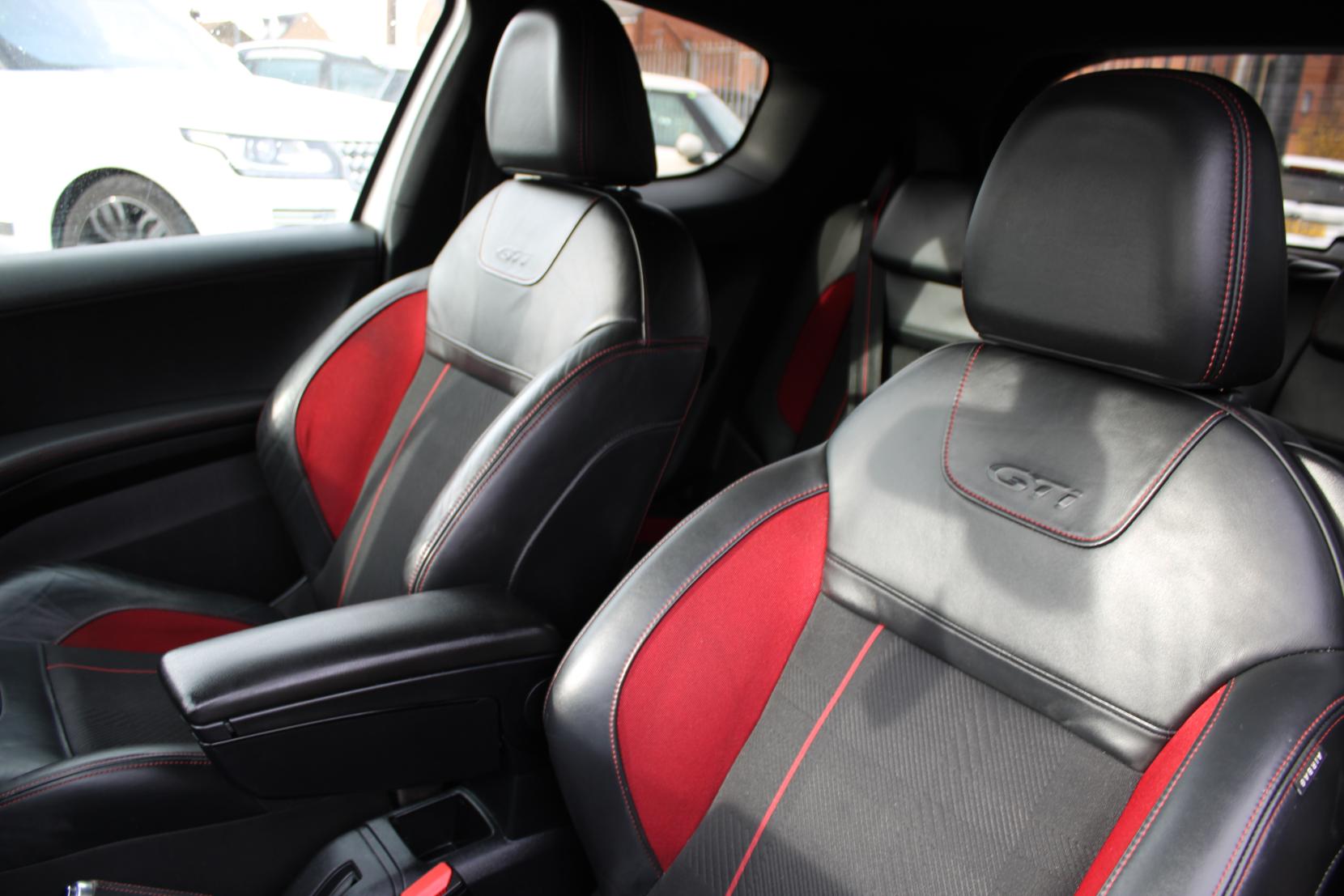 Peugeot 208 1.6 THP GTi Hatchback 3dr Petrol Manual Euro 5 (200 ps)