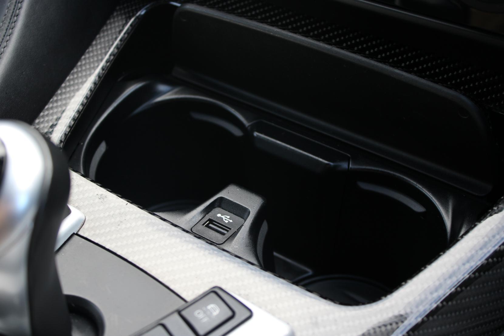 BMW M6 4.4 V8 Coupe 2dr Petrol DCT Euro 6 (s/s) (560 ps)