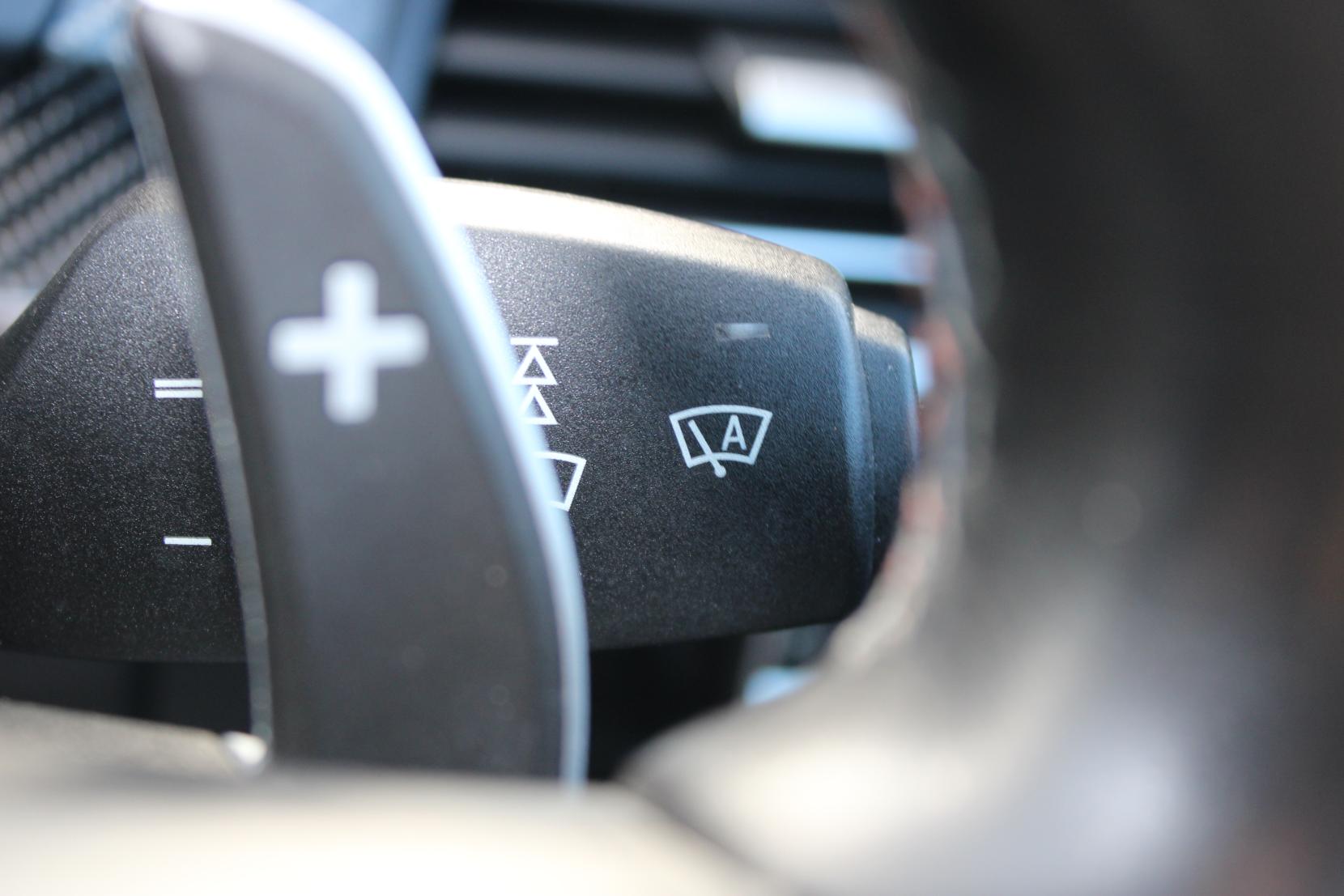 BMW M6 4.4 V8 Coupe 2dr Petrol DCT Euro 6 (s/s) (560 ps)