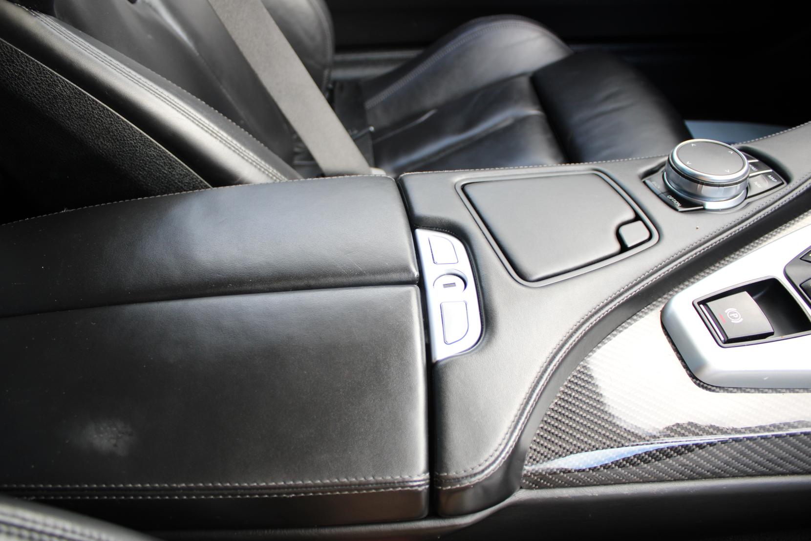 BMW M6 4.4 V8 Coupe 2dr Petrol DCT Euro 6 (s/s) (560 ps)