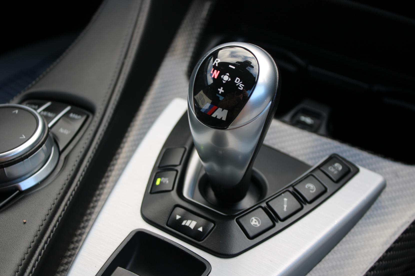 BMW M6 4.4 V8 Coupe 2dr Petrol DCT Euro 6 (s/s) (560 ps)