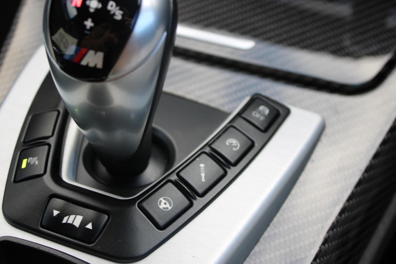 BMW M6 4.4 V8 Coupe 2dr Petrol DCT Euro 6 (s/s) (560 ps)