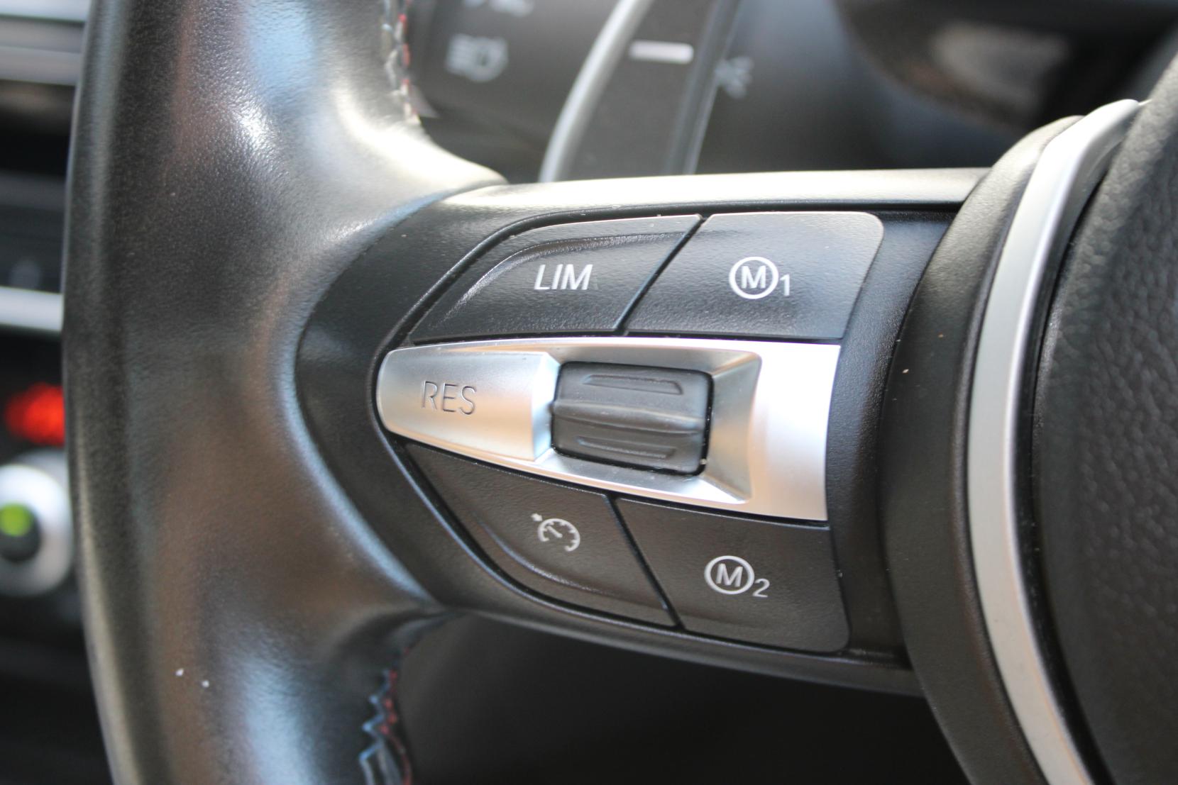 BMW M6 4.4 V8 Coupe 2dr Petrol DCT Euro 6 (s/s) (560 ps)