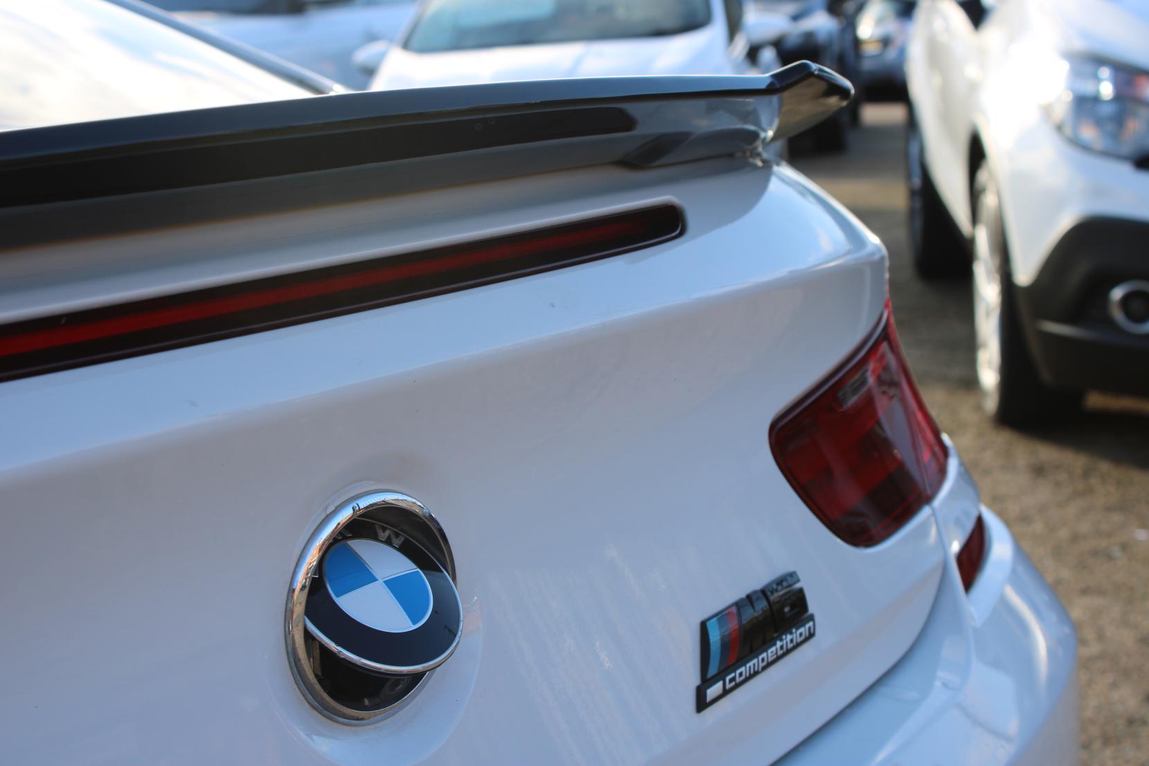 BMW M6 4.4 V8 Coupe 2dr Petrol DCT Euro 6 (s/s) (560 ps)