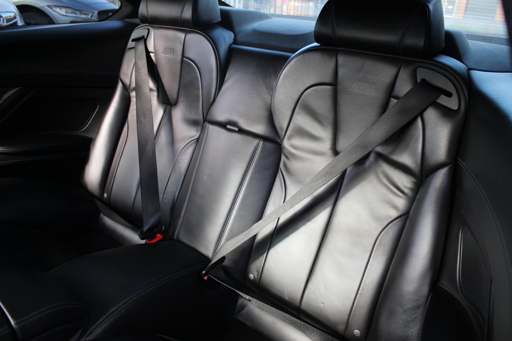 BMW M6 4.4 V8 Coupe 2dr Petrol DCT Euro 6 (s/s) (560 ps)