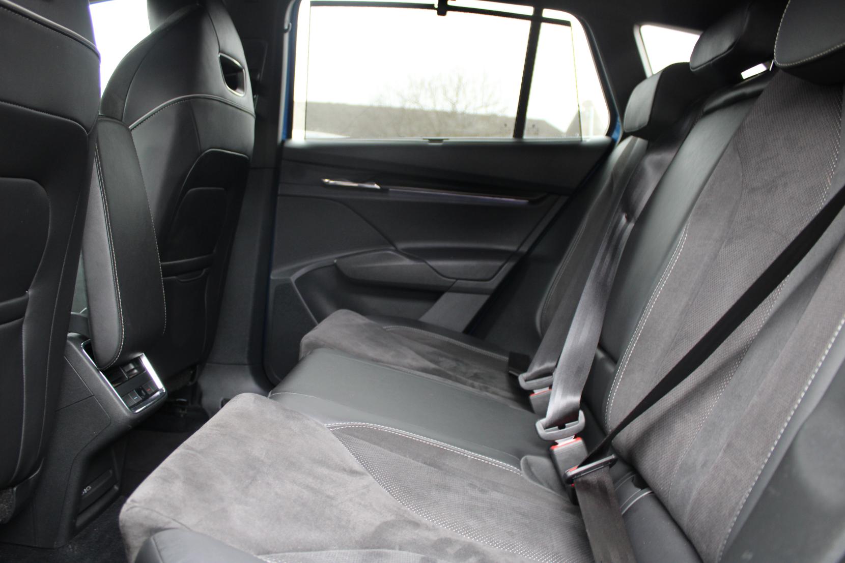 Skoda Enyaq 82kWh 80x SportLine SUV 5dr Electric Auto 4WD (DC125kW) (265 ps)