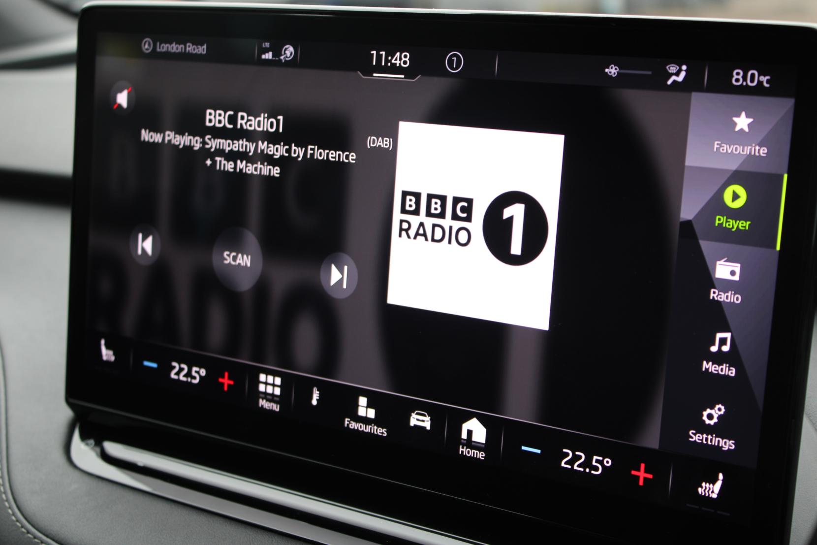 Skoda Enyaq 82kWh 80x SportLine SUV 5dr Electric Auto 4WD (DC125kW) (265 ps)