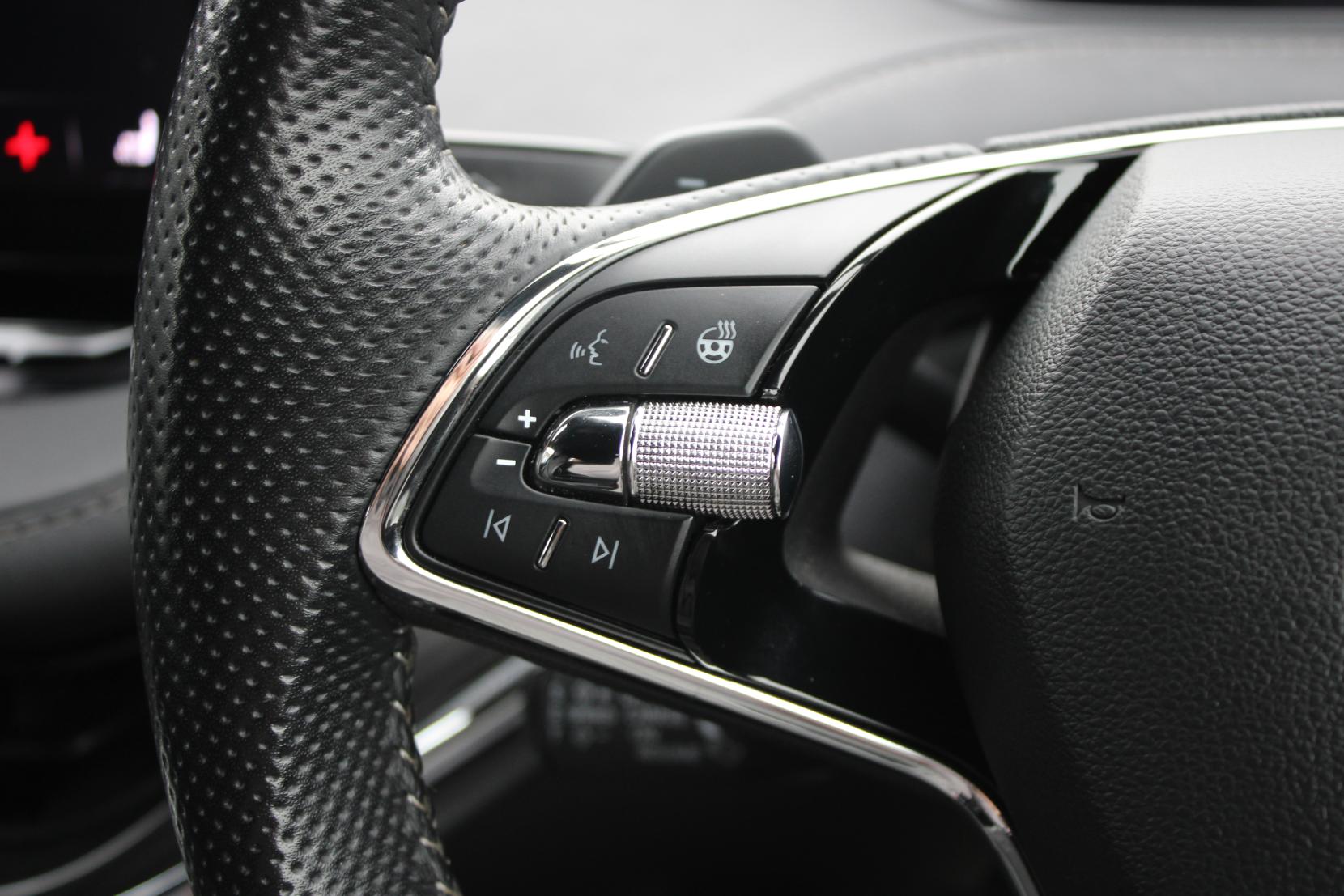 Skoda Enyaq 82kWh 80x SportLine SUV 5dr Electric Auto 4WD (DC125kW) (265 ps)