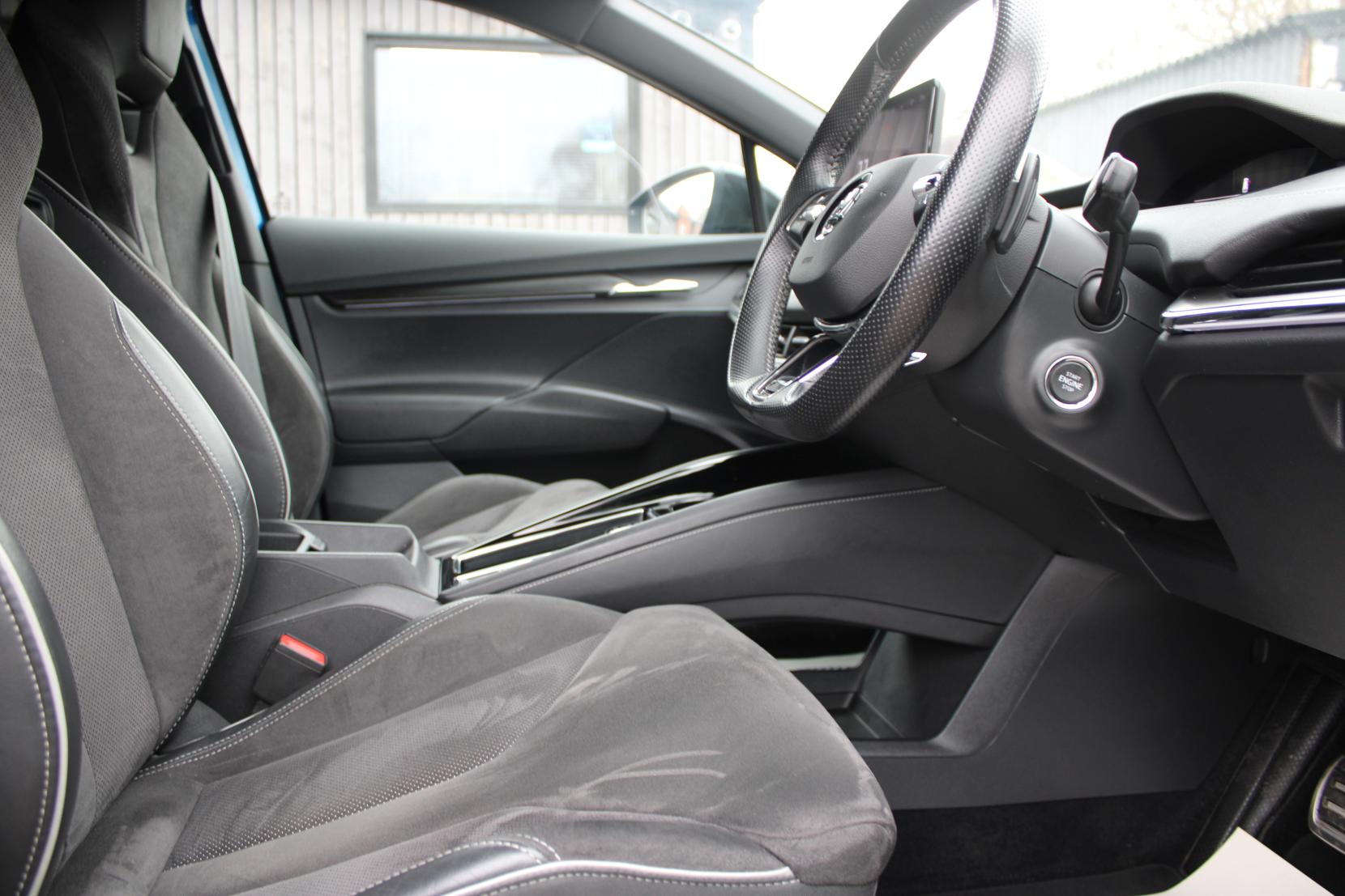 Skoda Enyaq 82kWh 80x SportLine SUV 5dr Electric Auto 4WD (DC125kW) (265 ps)