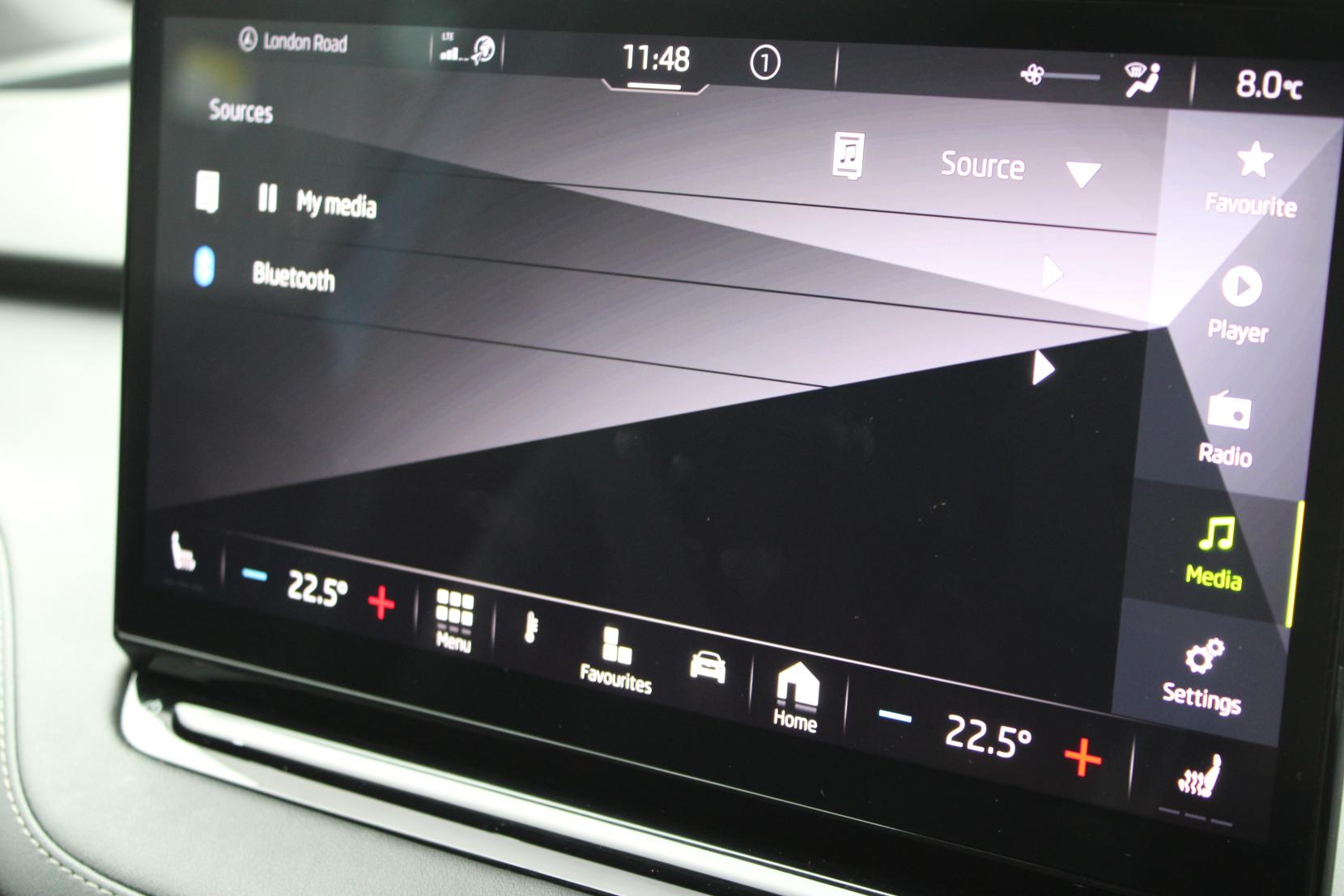 Skoda Enyaq 82kWh 80x SportLine SUV 5dr Electric Auto 4WD (DC125kW) (265 ps)