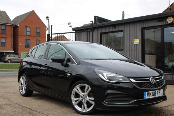 Vauxhall Astra 1.6i Turbo GPF SRi VX Line Nav Hatchback 5dr Petrol Manual Euro 6 (s/s) (200 ps)