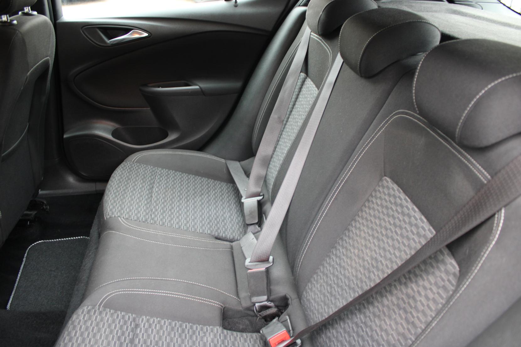 Vauxhall Astra 1.6i Turbo GPF SRi VX Line Nav Hatchback 5dr Petrol Manual Euro 6 (s/s) (200 ps)