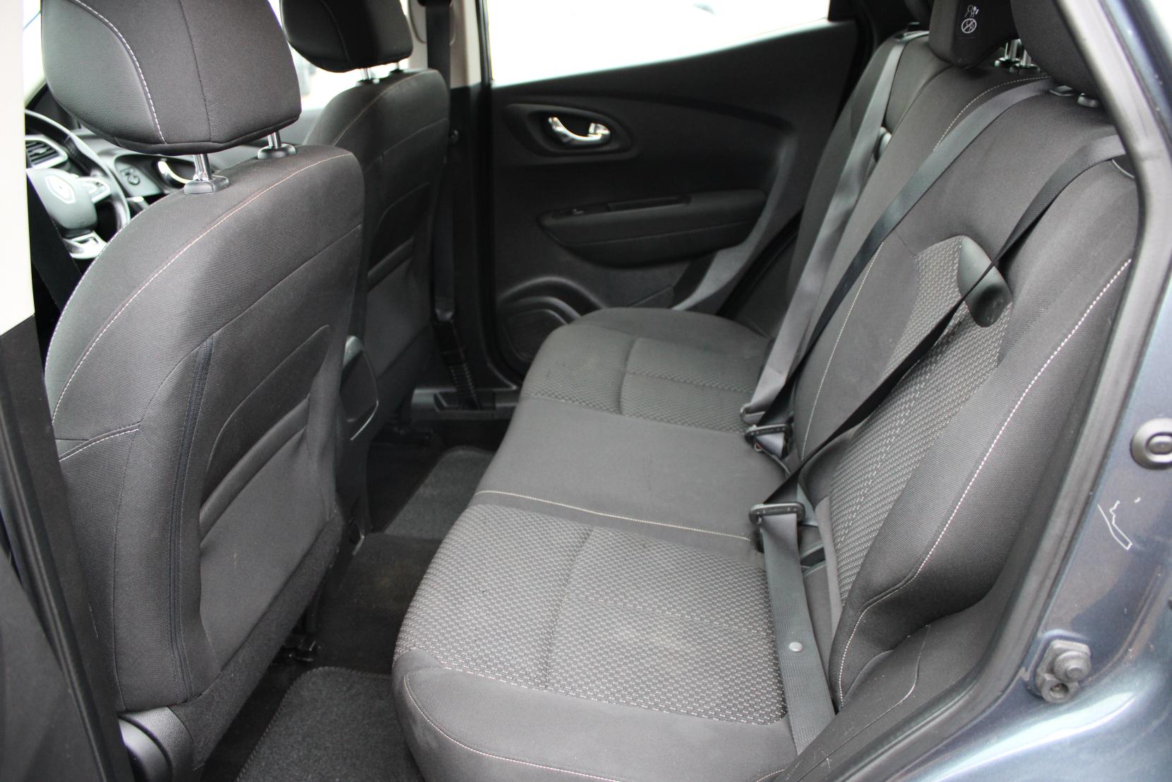 Renault Kadjar 1.2 TCe Dynamique Nav SUV 5dr Petrol Manual Euro 6 (s/s) (130 ps)