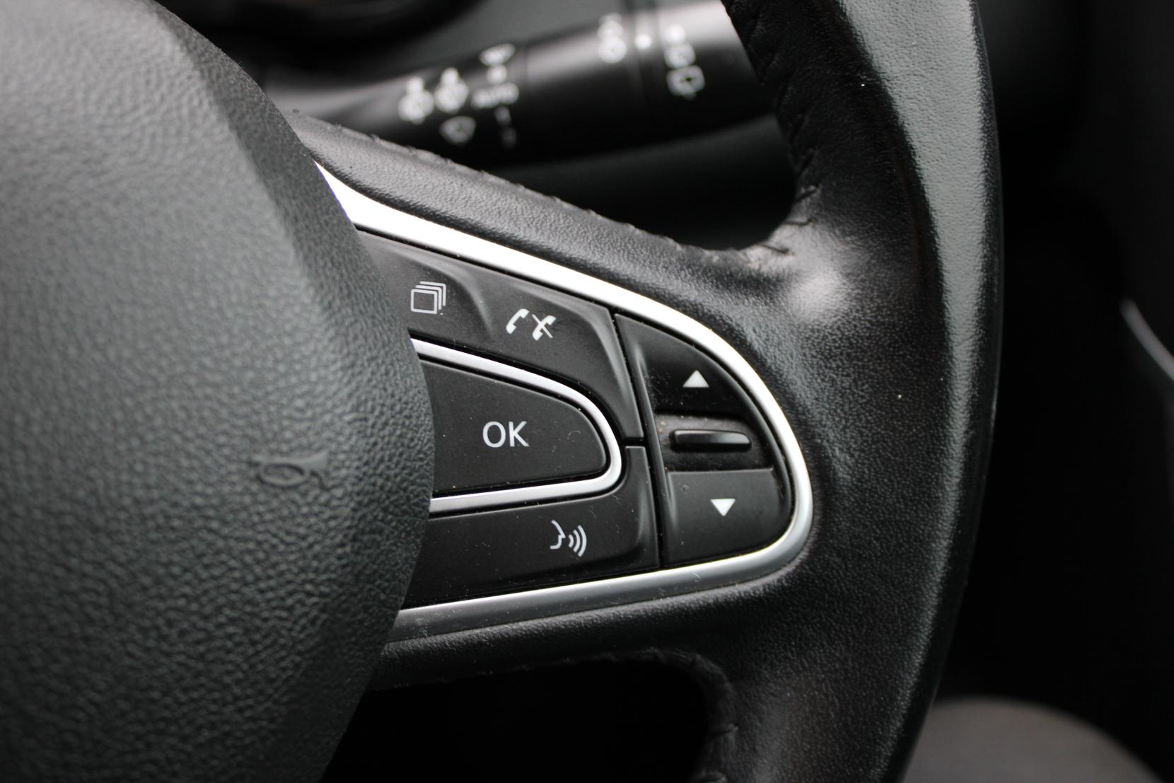 Renault Kadjar 1.2 TCe Dynamique Nav SUV 5dr Petrol Manual Euro 6 (s/s) (130 ps)