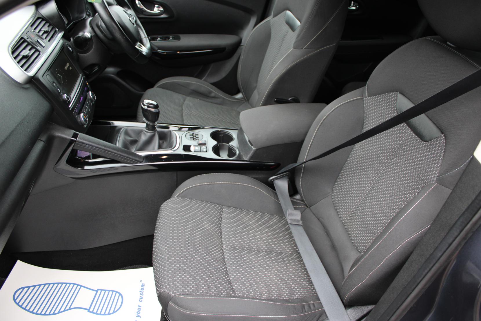 Renault Kadjar 1.2 TCe Dynamique Nav SUV 5dr Petrol Manual Euro 6 (s/s) (130 ps)