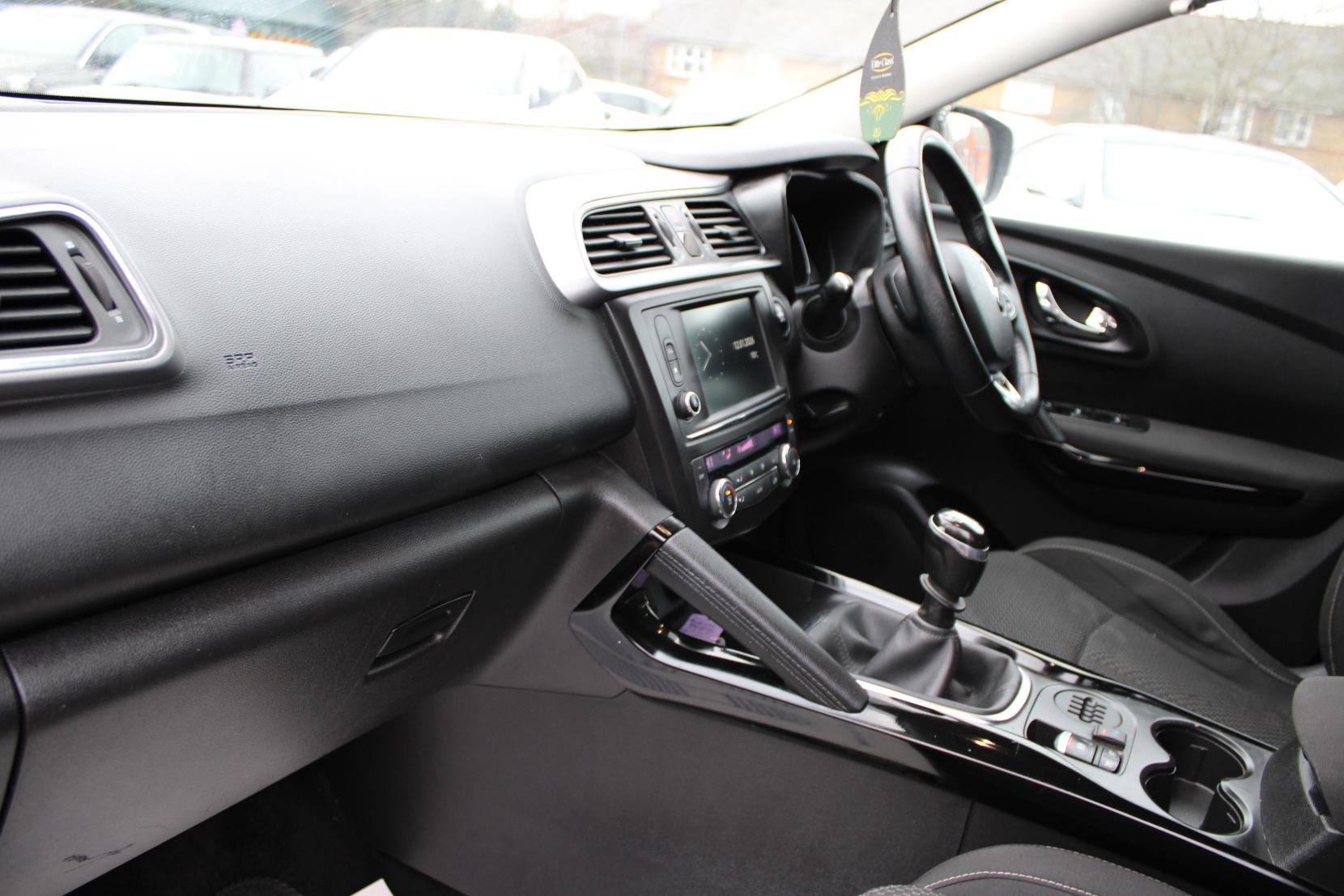 Renault Kadjar 1.2 TCe Dynamique Nav SUV 5dr Petrol Manual Euro 6 (s/s) (130 ps)