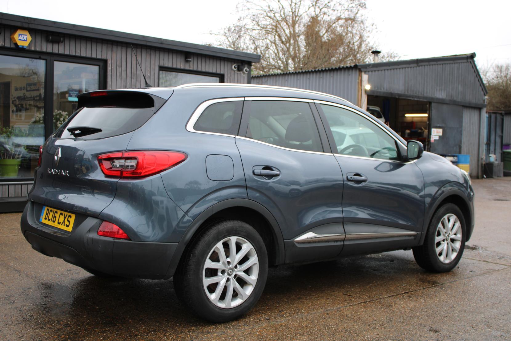 Renault Kadjar 1.2 TCe Dynamique Nav SUV 5dr Petrol Manual Euro 6 (s/s) (130 ps)