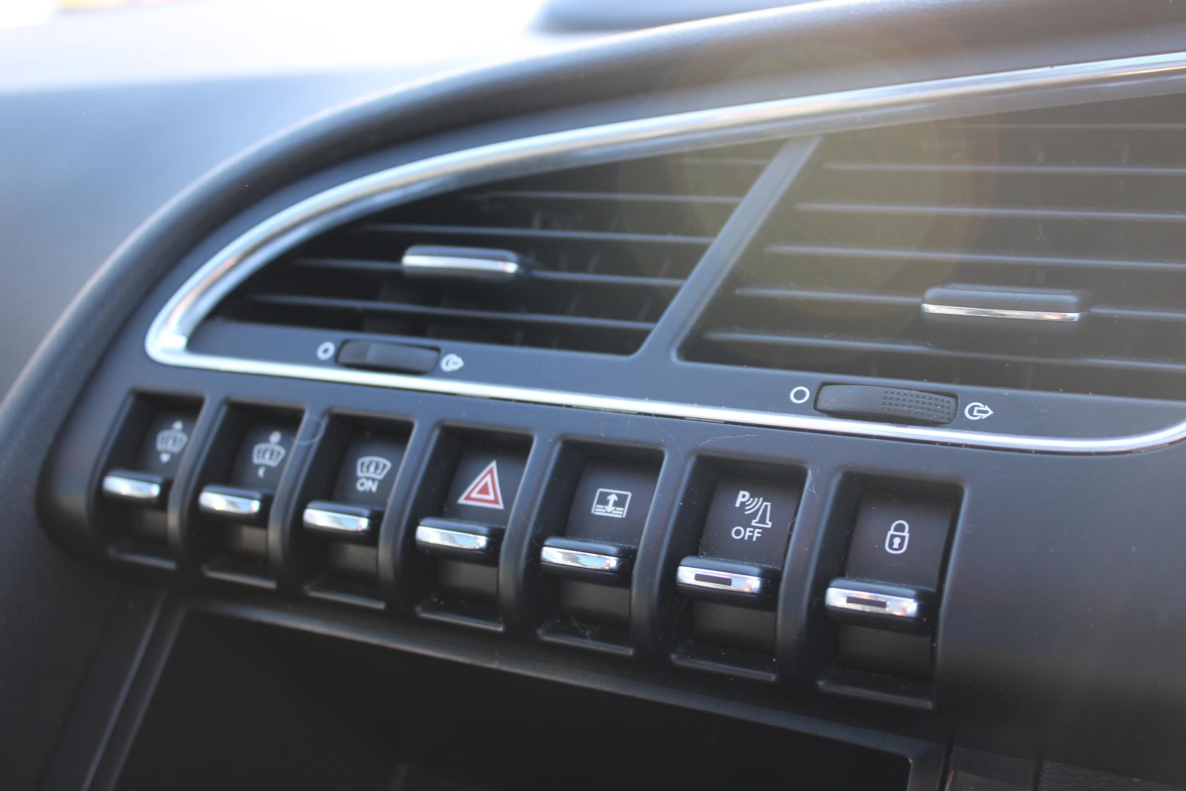 Peugeot 3008 1.6 BlueHDi Allure SUV 5dr Diesel Manual Euro 6 (s/s) (120 ps)