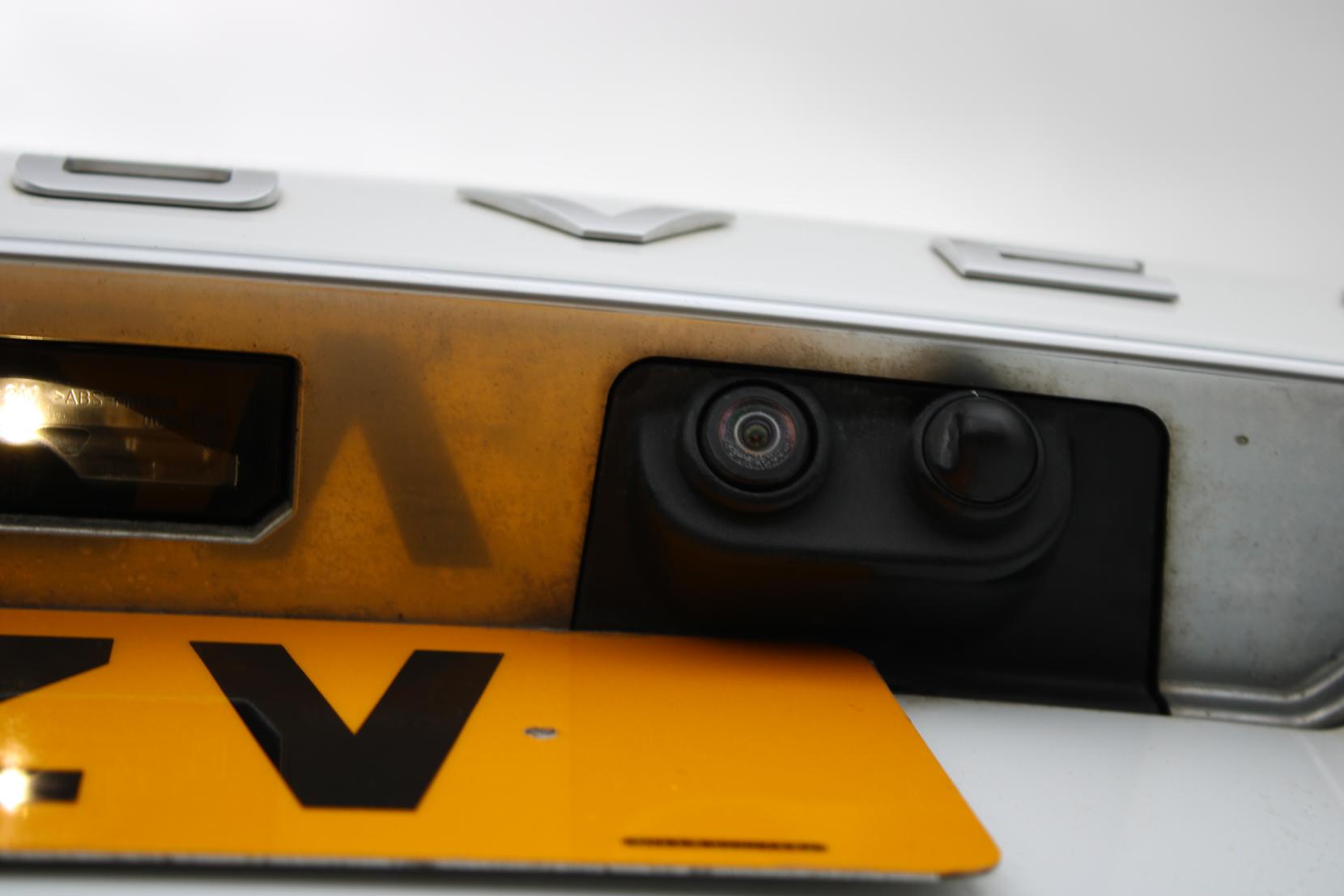 Land Rover Range Rover 3.0 TD V6 Vogue SUV 5dr Diesel Auto 4WD Euro 6 (s/s) (258 ps)