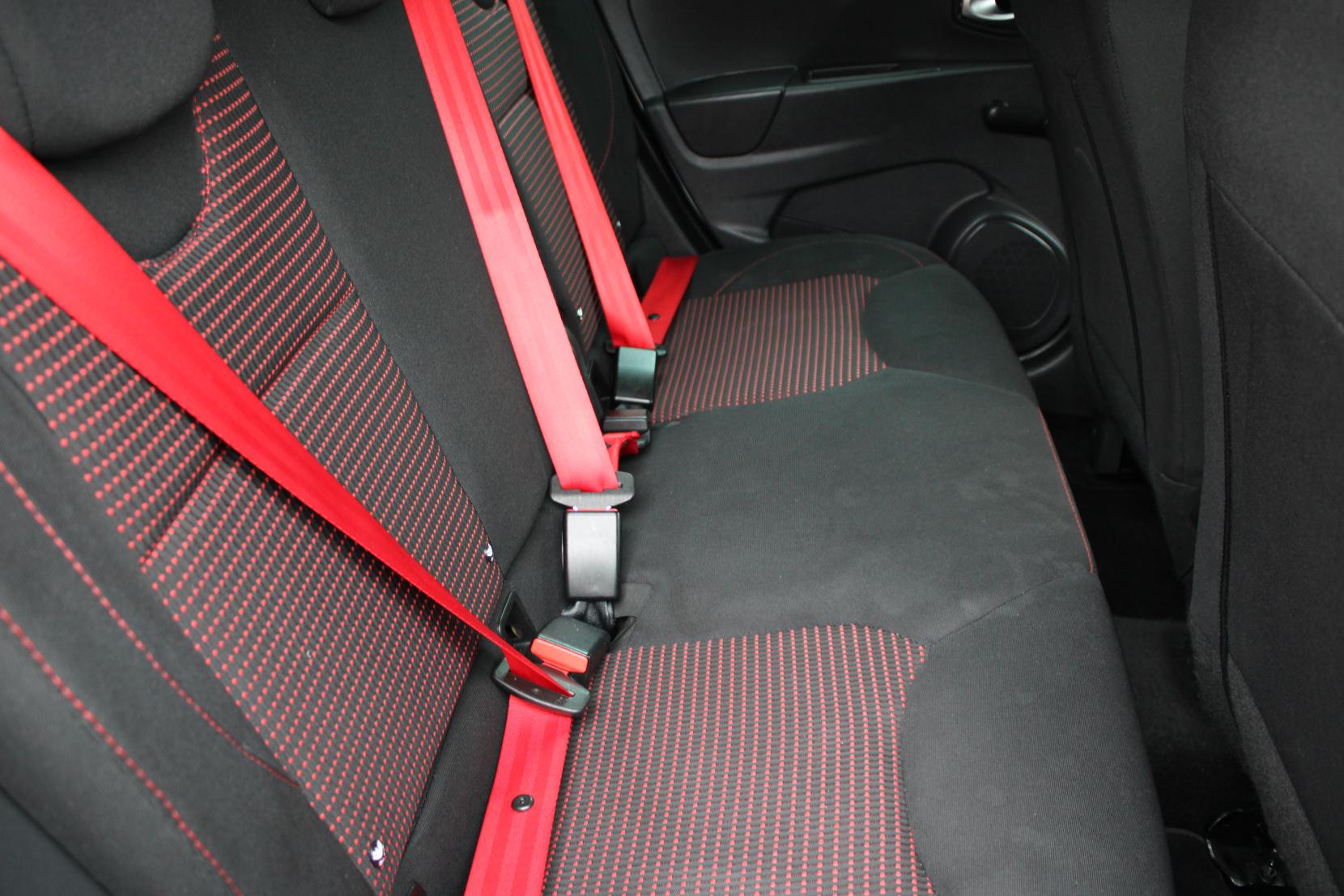 Renault Clio 1.6 TCe Renaultsport Nav Hatchback 5dr Petrol Auto Euro 6 (200 ps)