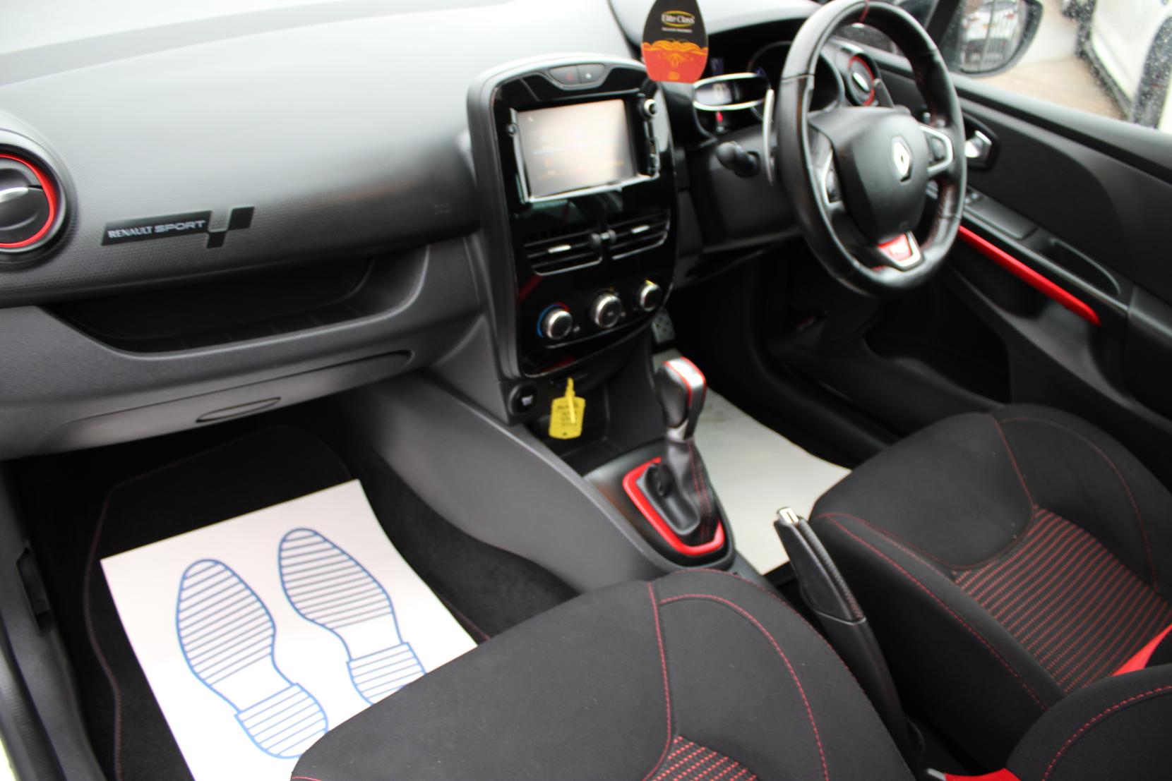 Renault Clio 1.6 TCe Renaultsport Nav Hatchback 5dr Petrol Auto Euro 6 (200 ps)