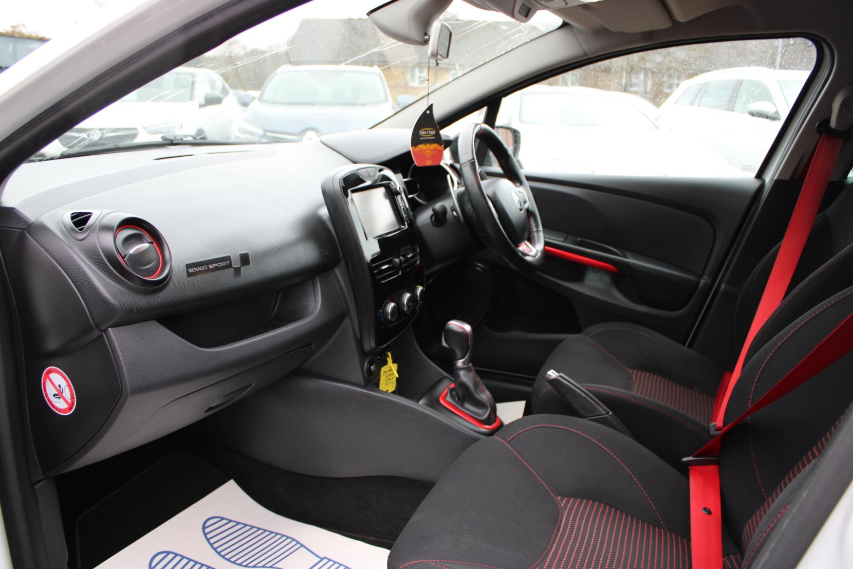 Renault Clio 1.6 TCe Renaultsport Nav Hatchback 5dr Petrol Auto Euro 6 (200 ps)