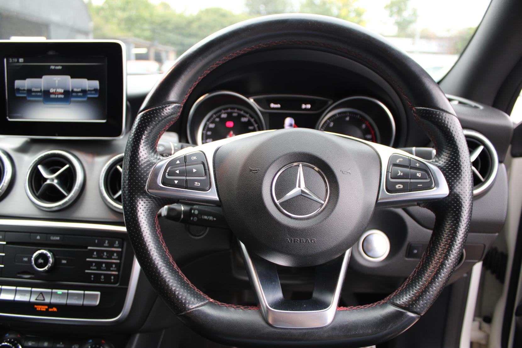 Mercedes-Benz CLA 2.1 CLA200d AMG Line