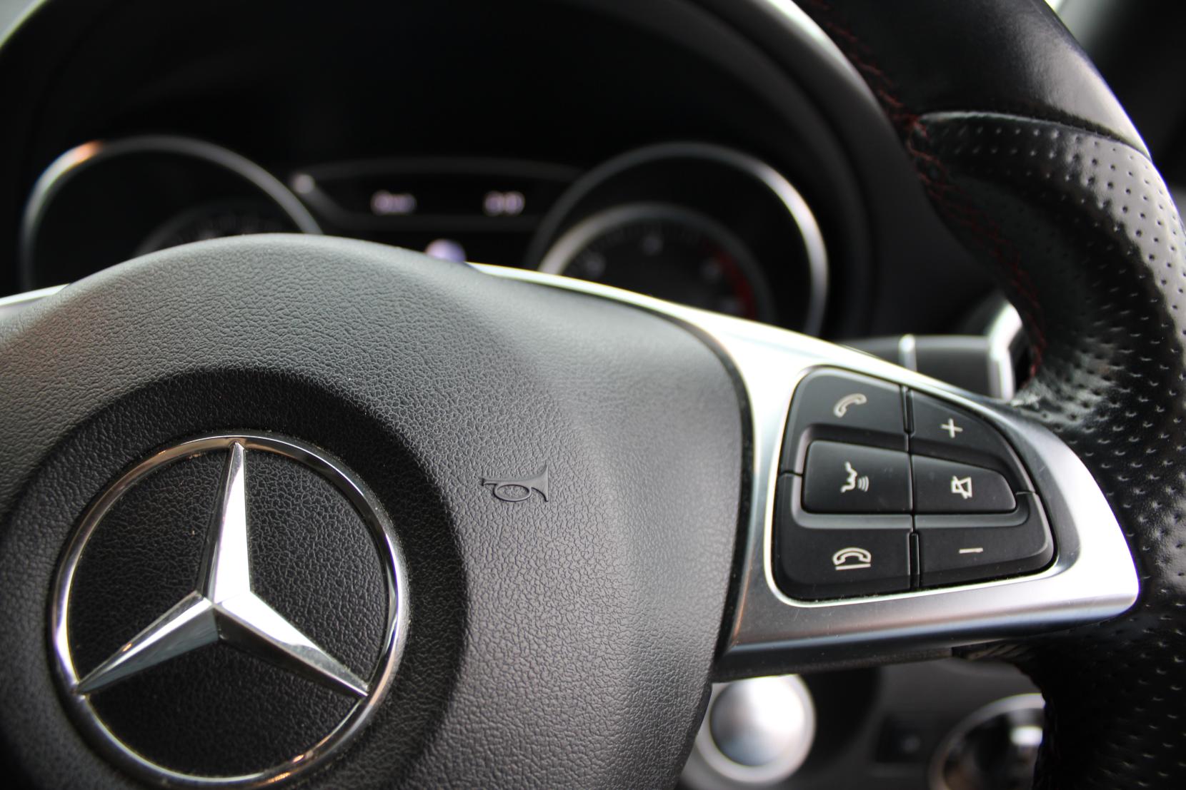 Mercedes-Benz CLA 2.1 CLA200d AMG Line