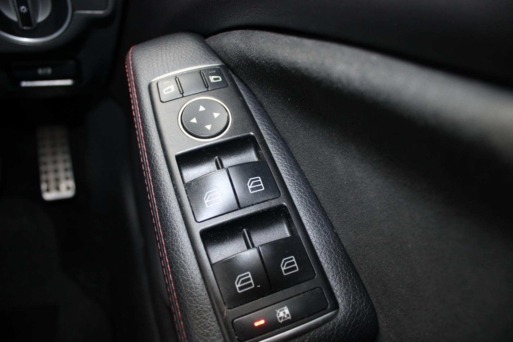 Mercedes-Benz CLA 2.1 CLA200d AMG Line