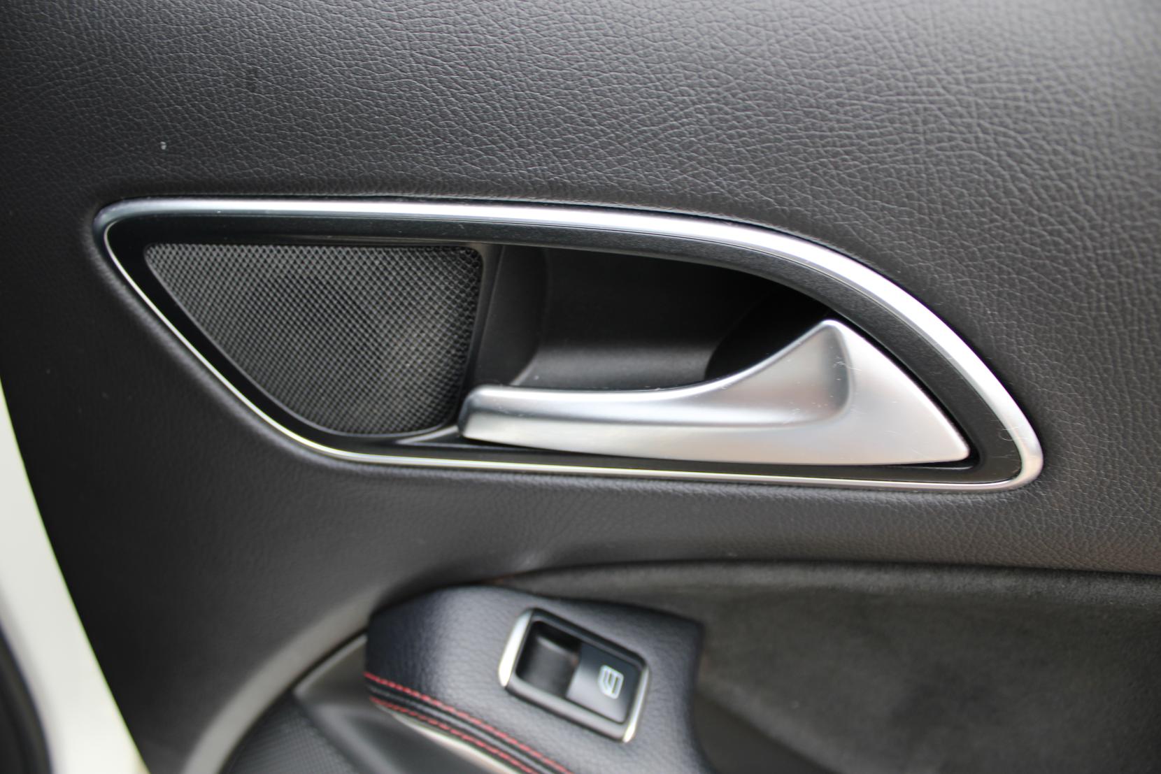 Mercedes-Benz CLA 2.1 CLA200d AMG Line