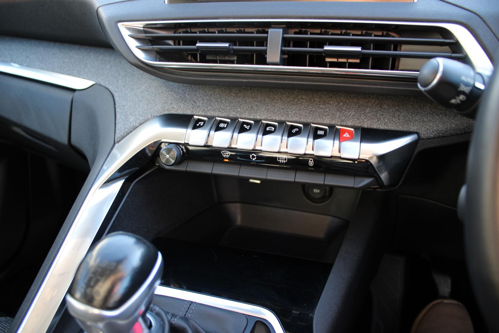 Peugeot 3008 1.2 PureTech Allure SUV 5dr Petrol Manual Euro 6 (s/s) (130 ps)