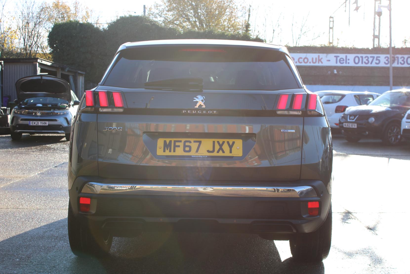 Peugeot 3008 1.2 PureTech Allure SUV 5dr Petrol Manual Euro 6 (s/s) (130 ps)