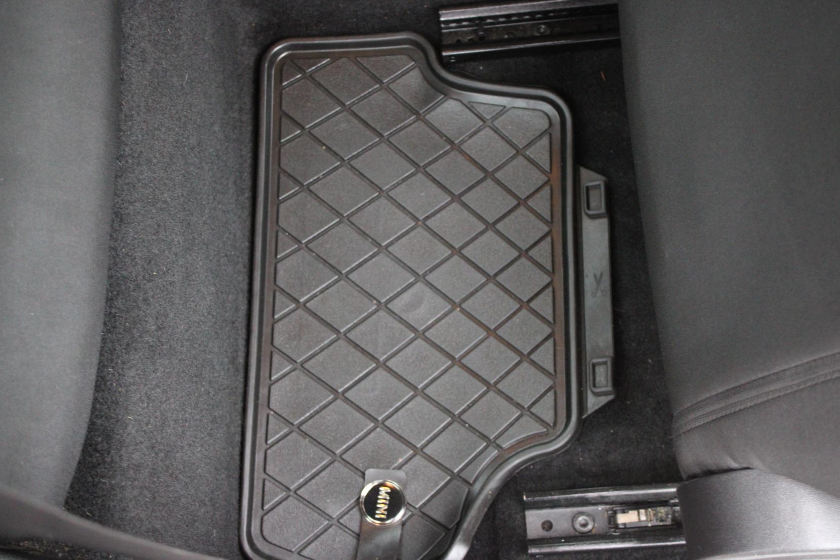 MINI Hatch 1.6 Cooper S Hatchback 3dr Petrol Manual Euro 5 (s/s) (184 ps)