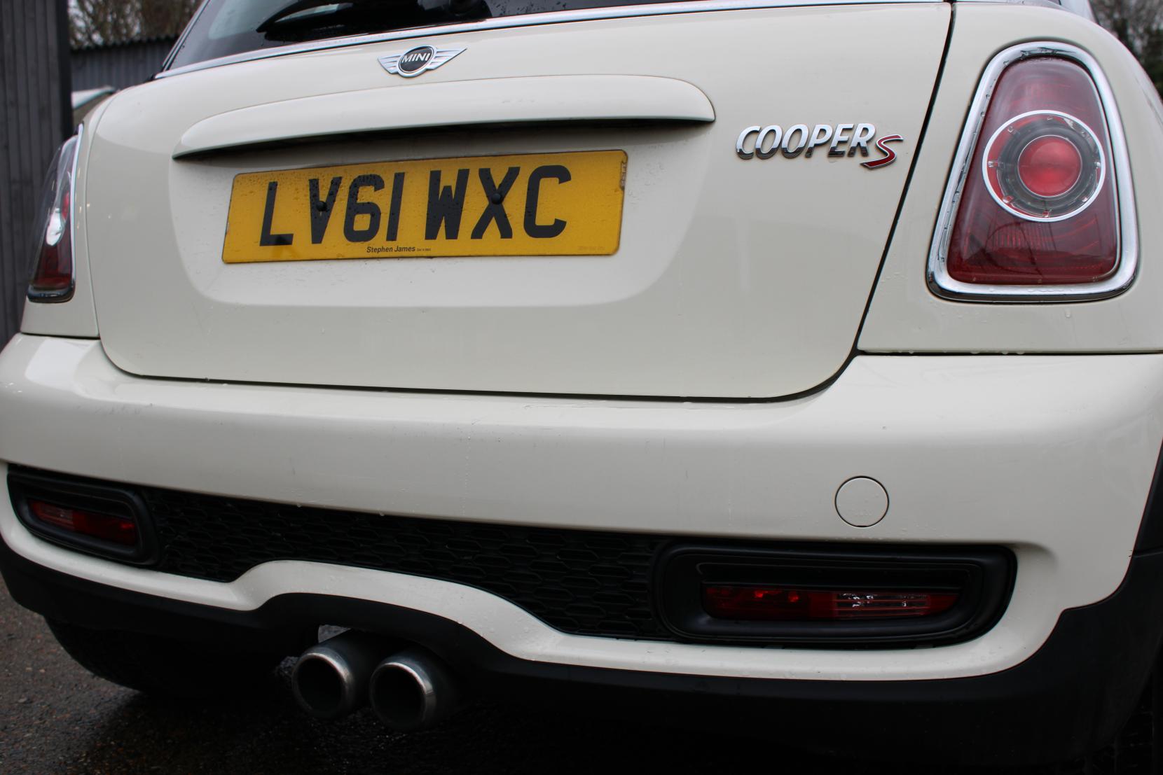 MINI Hatch 1.6 Cooper S Hatchback 3dr Petrol Manual Euro 5 (s/s) (184 ps)