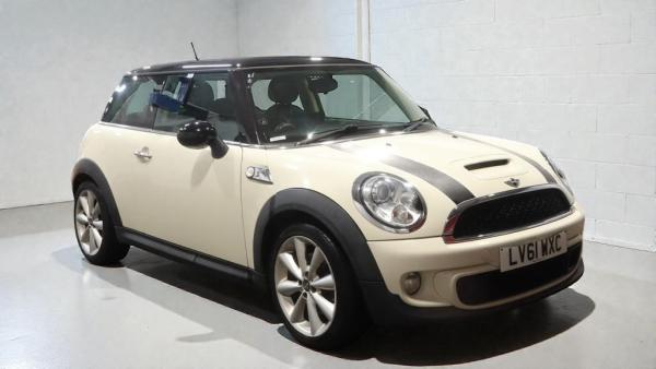 MINI Hatch 1.6 Cooper S Hatchback 3dr Petrol Manual Euro 5 (s/s) (184 ps)