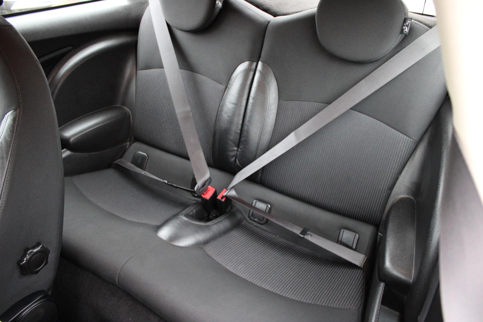 MINI Hatch 1.6 Cooper S Hatchback 3dr Petrol Manual Euro 5 (s/s) (184 ps)