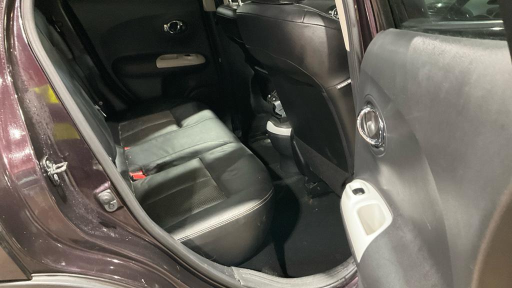 Nissan Juke 1.6 Shiro SUV 5dr Petrol CVT Euro 5 (117 ps)