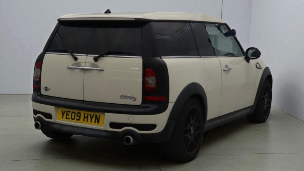 MINI Clubman 1.6 Cooper S Estate 5dr Petrol Manual Euro 4 (175 ps)