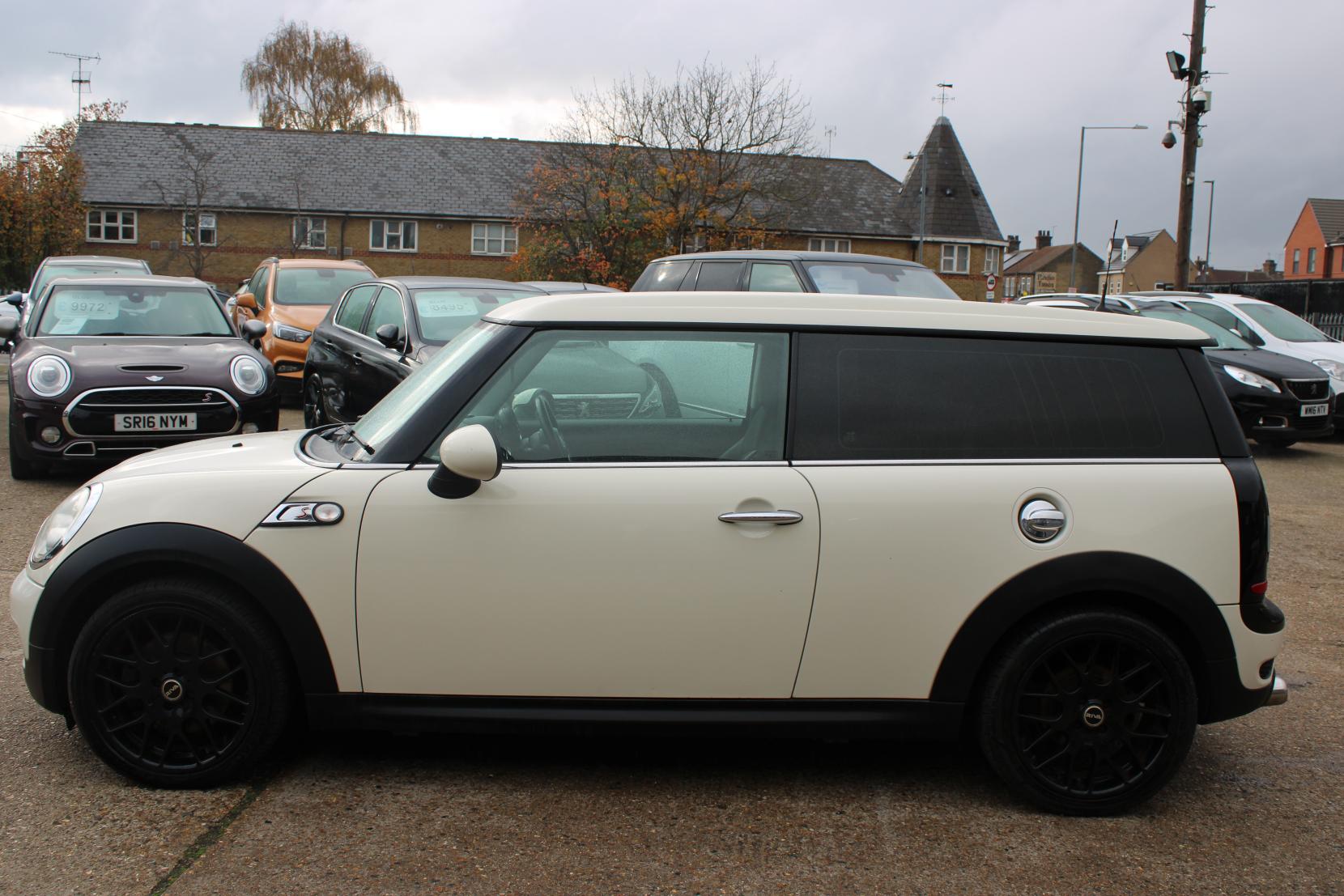 MINI Clubman 1.6 Cooper S Estate 5dr Petrol Manual Euro 4 (175 ps)