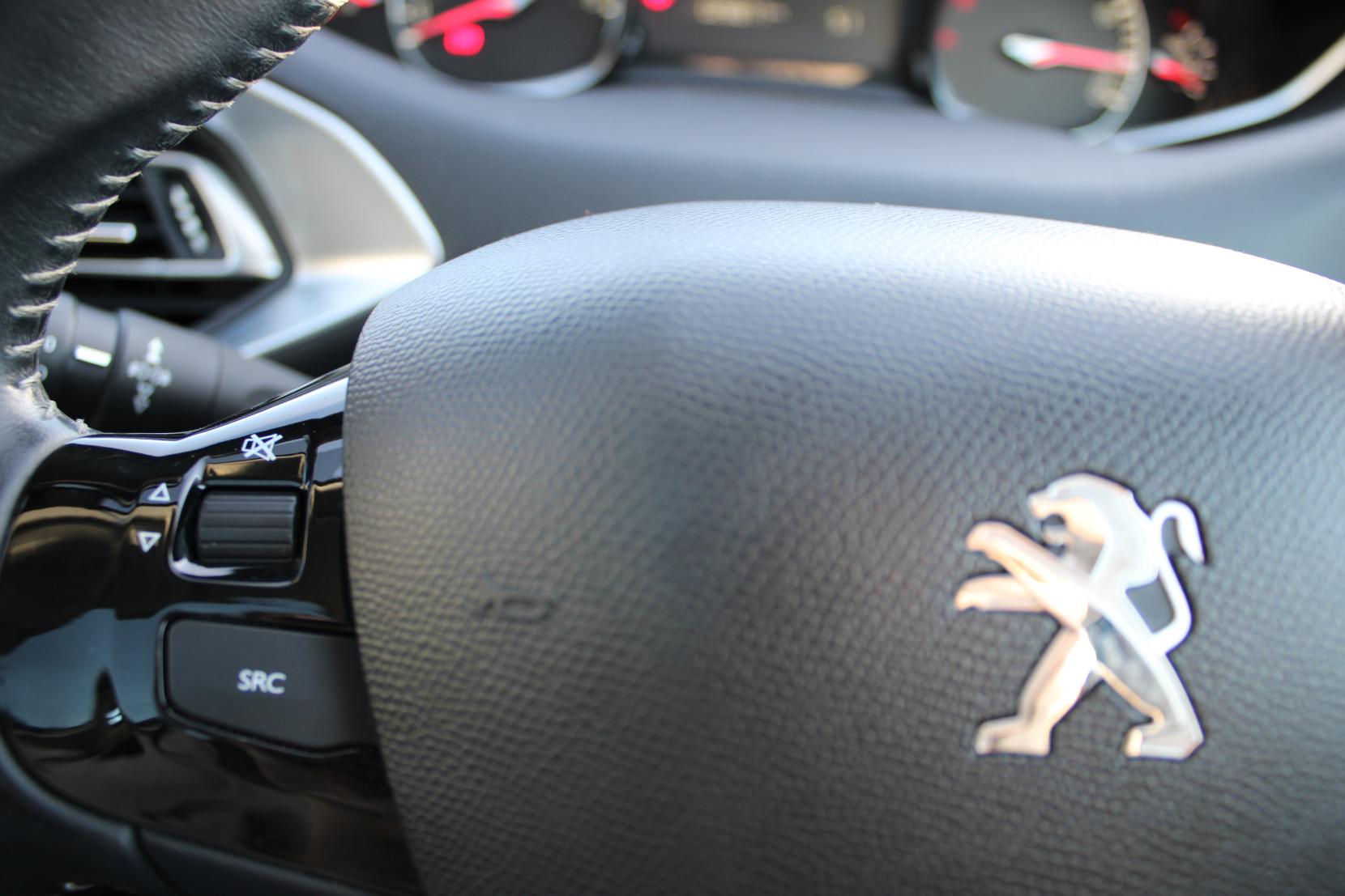 Peugeot 308 1.2 PureTech GPF Allure Hatchback 5dr Petrol Manual Euro 6 (s/s) (130 ps)