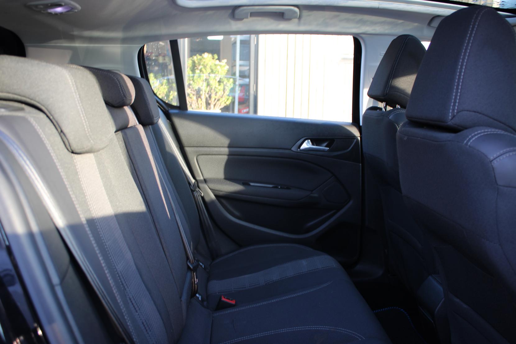 Peugeot 308 1.2 PureTech GPF Allure Hatchback 5dr Petrol Manual Euro 6 (s/s) (130 ps)