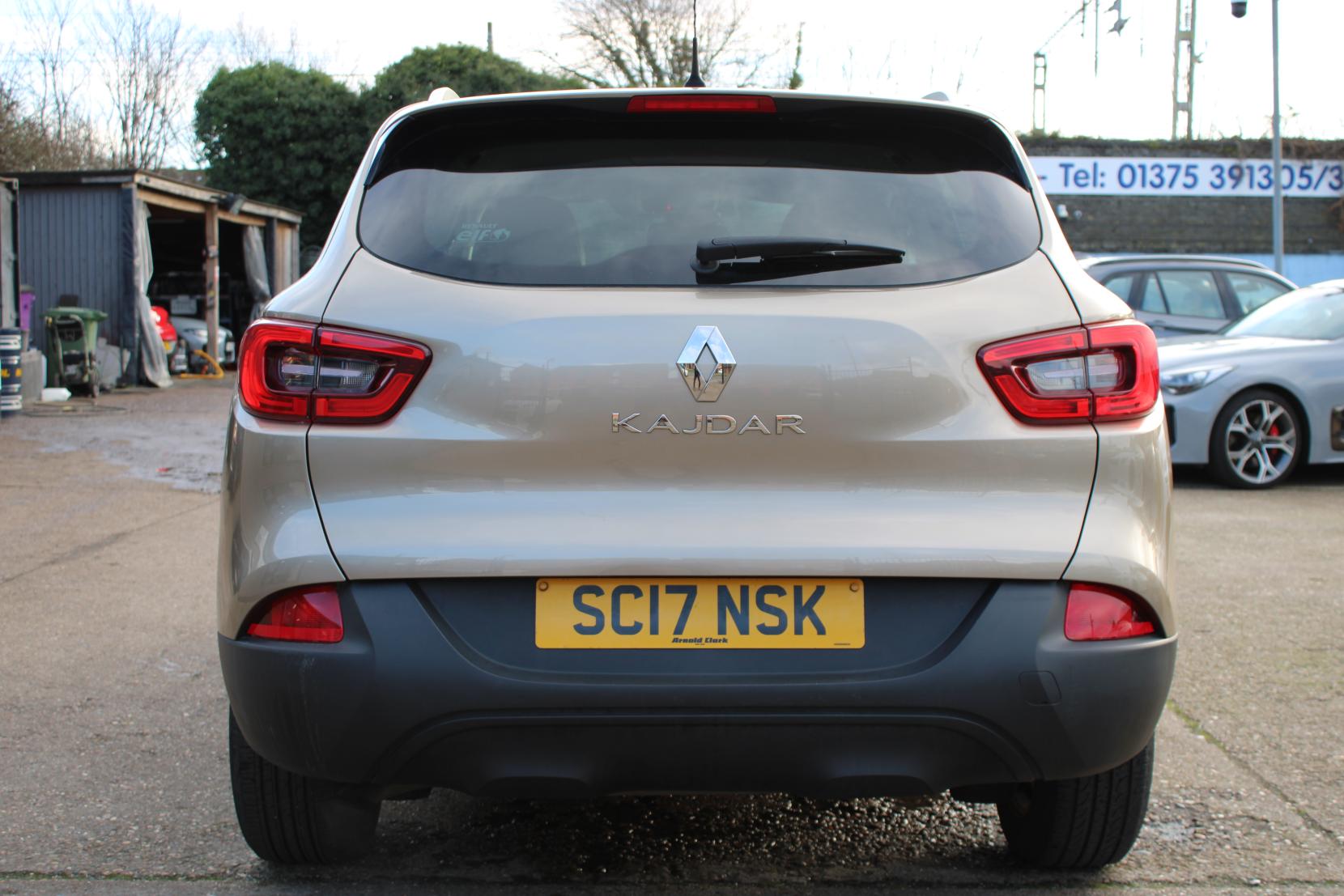Renault Kadjar 1.2 TCe Dynamique Nav SUV 5dr Petrol Manual Euro 6 (s/s) (130 ps)