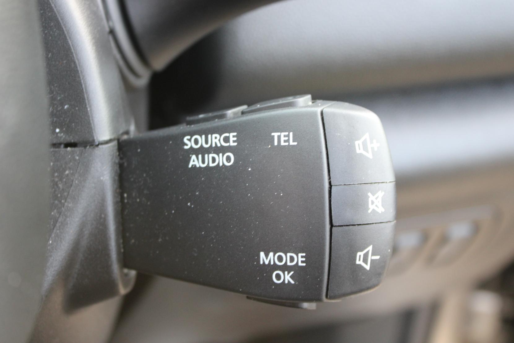 Renault Kadjar 1.2 TCe Dynamique Nav SUV 5dr Petrol Manual Euro 6 (s/s) (130 ps)