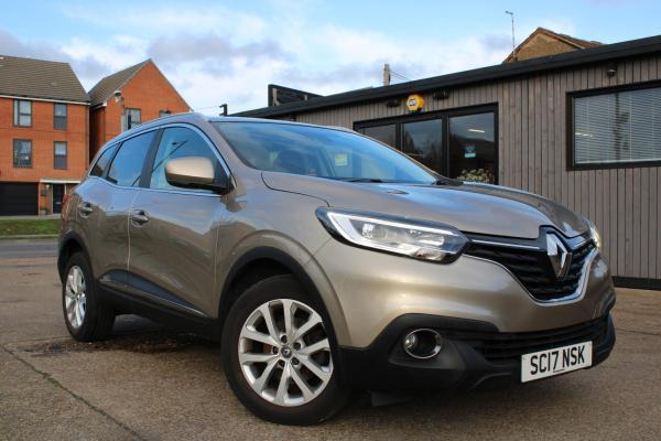 Renault Kadjar 1.2 TCe Dynamique Nav SUV 5dr Petrol Manual Euro 6 (s/s) (130 ps)