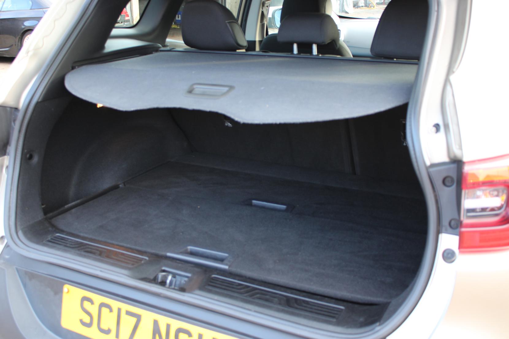 Renault Kadjar 1.2 TCe Dynamique Nav SUV 5dr Petrol Manual Euro 6 (s/s) (130 ps)